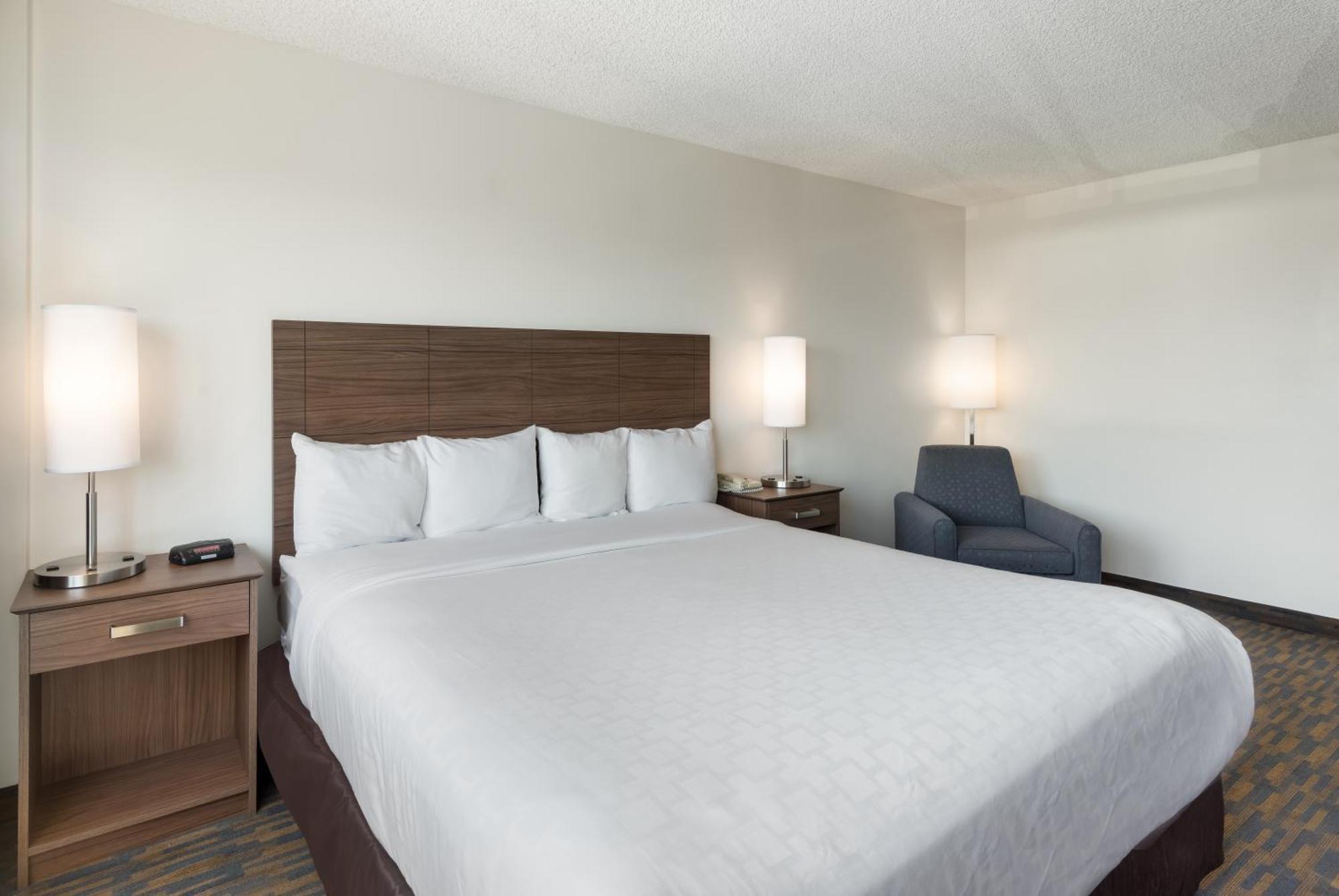 Clarion Hotel Concord-Walnut Creek Экстерьер фото